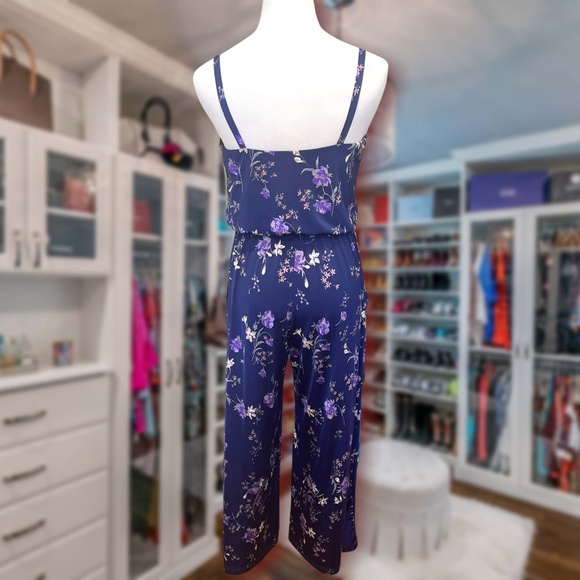 Kaileigh Flower Romper - Picture 2 of 6